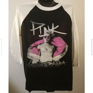 PINK BEAUTIFUL TRAUMA 2018 WORLD TOUR Raglan Shirt